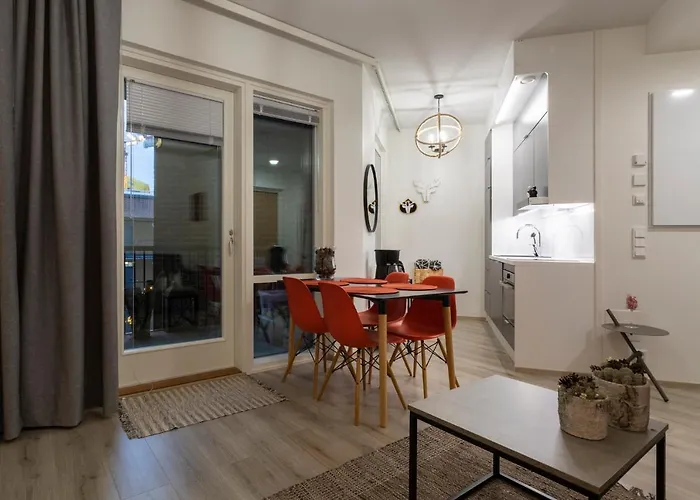 Luxurious Suites, Koivu شقة